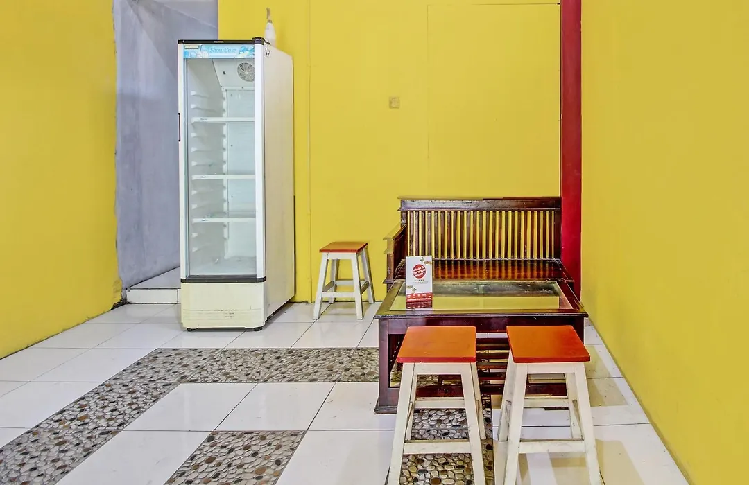 Capital O 91690 Moza Guest House-1